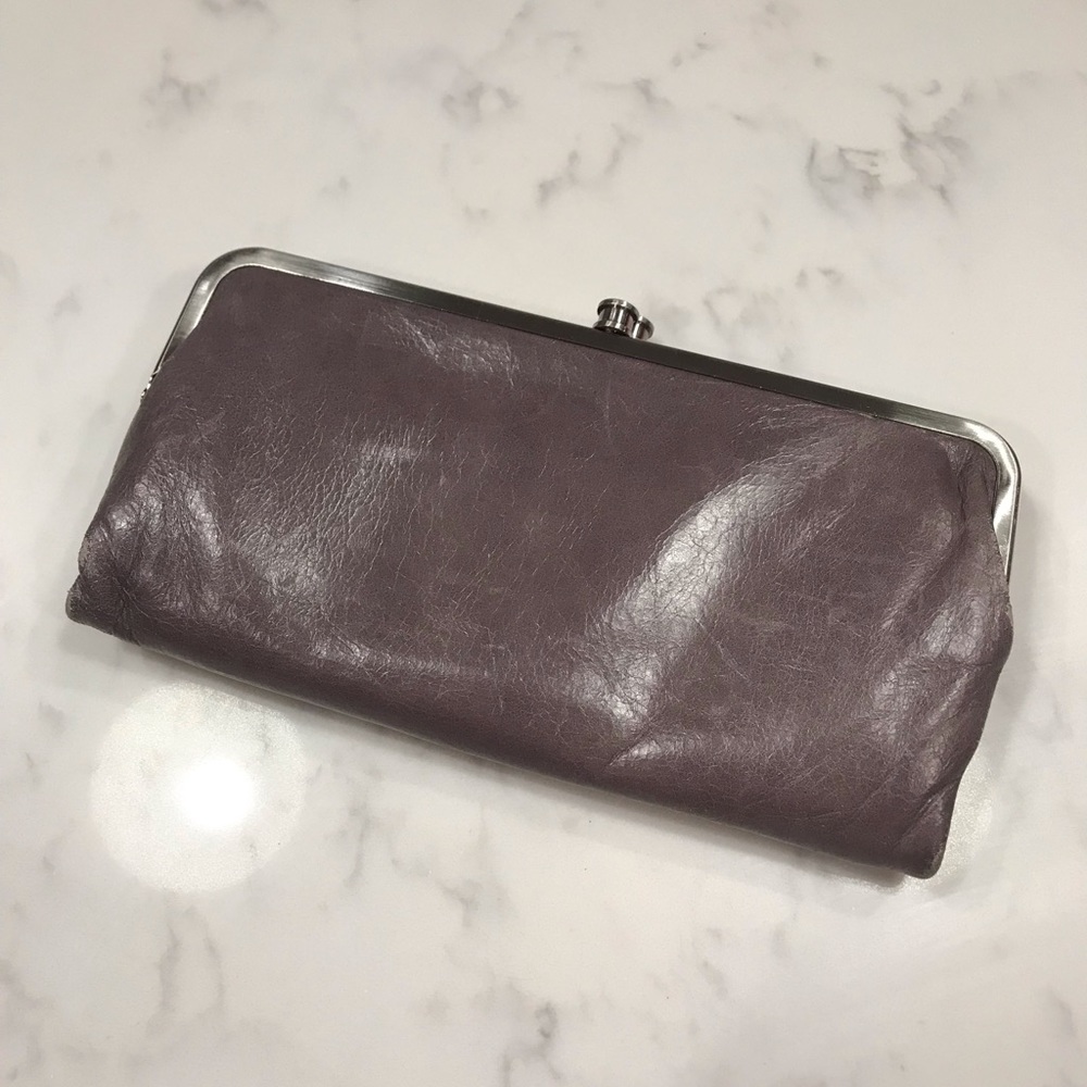 Hobo Wallet! Cute purple color.